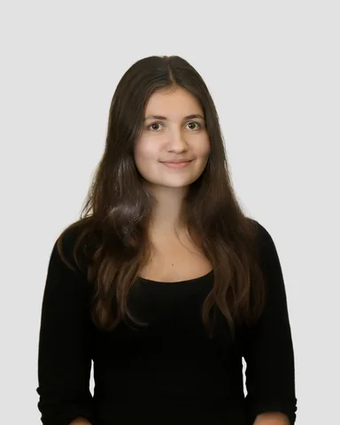 Retrato de Nora Asayesh